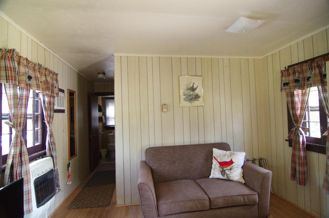 סרנק לייק Moreno'S Adirondack Cabins מראה חיצוני תמונה