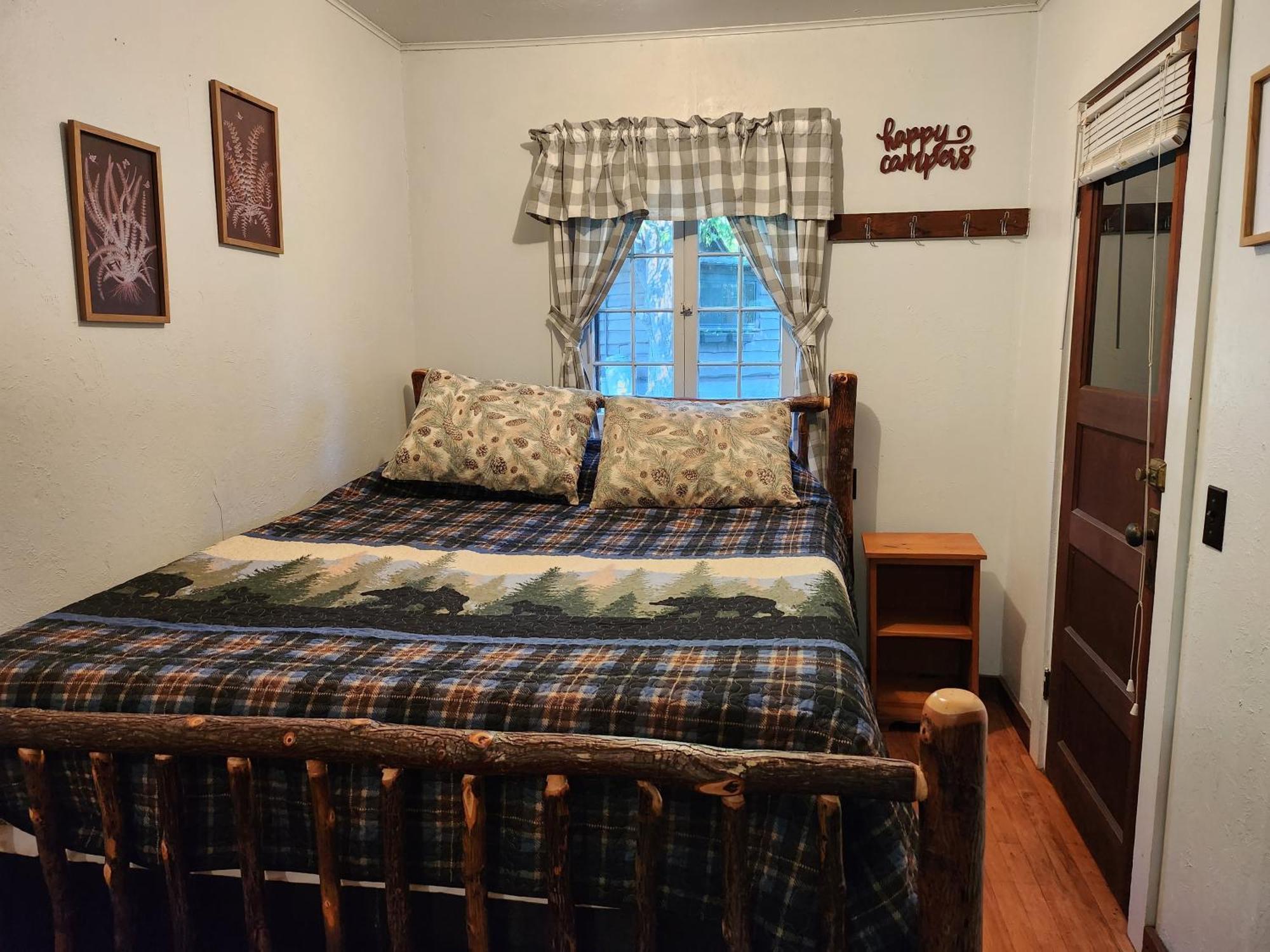 סרנק לייק Moreno'S Adirondack Cabins מראה חיצוני תמונה