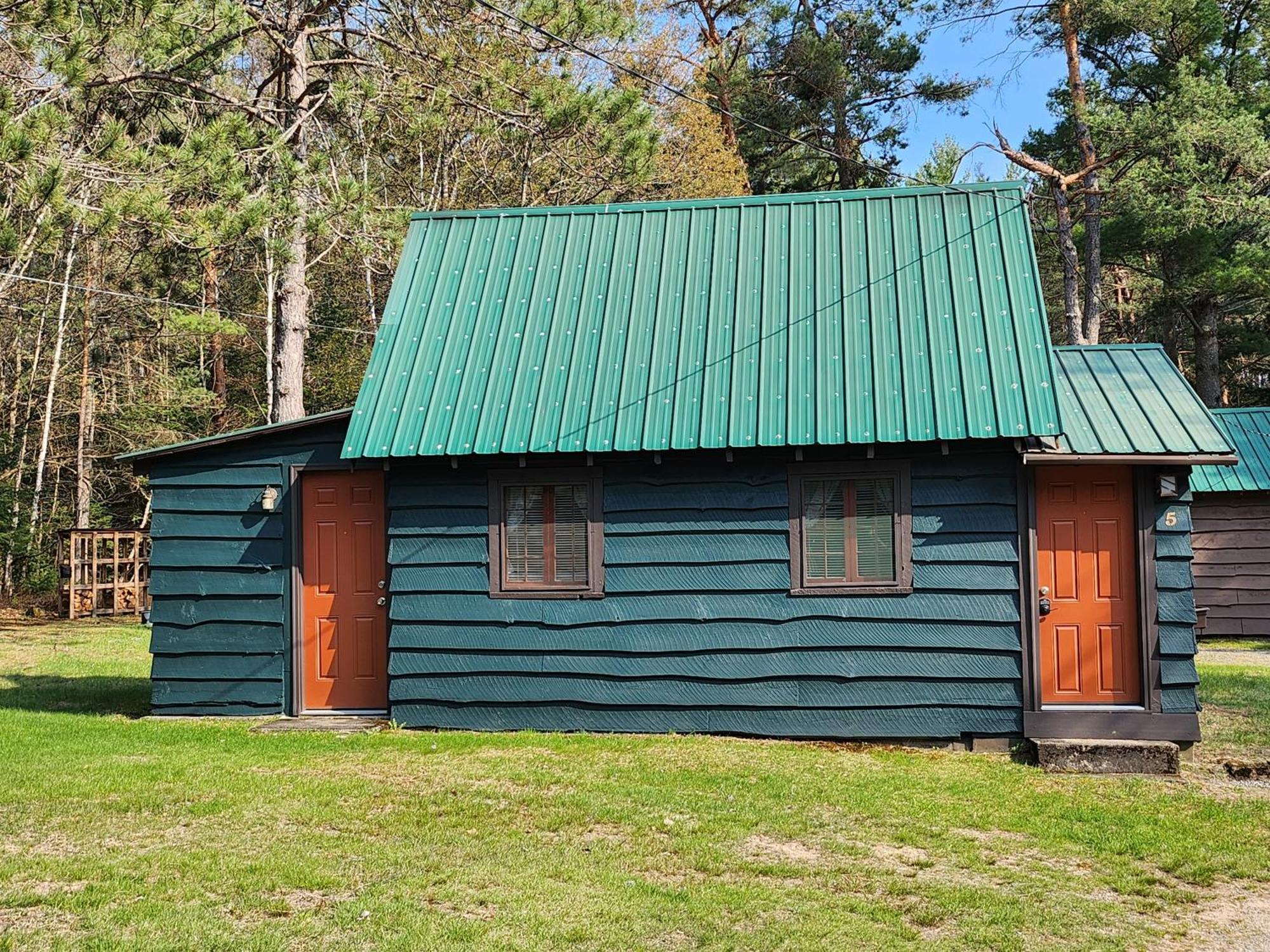 סרנק לייק Moreno'S Adirondack Cabins מראה חיצוני תמונה